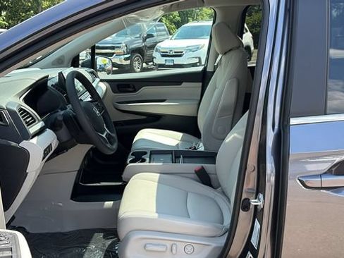 New 2026 Honda Odyssey EX-L image 9