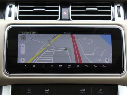 Used 2019 Land Rover Range Rover Supercharged AWD/4WD image 12