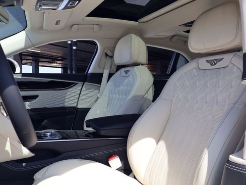 New 2026 Bentley Flying Spur Plug-In Hybrid AWD/4WD image 5