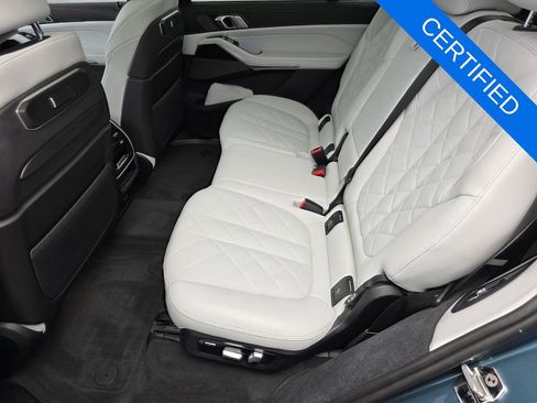 Certified 2024 BMW X7 xDrive40i image 14