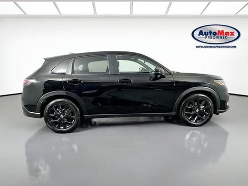 Used 2025 Honda HR-V Sport image 9