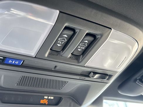 Certified 2025 Subaru Crosstrek 2.5i Sport w/ Crosstrek Mirror Package image 30