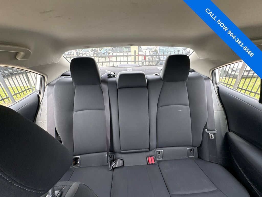 Used 2022 Toyota Corolla LE FWD image 41