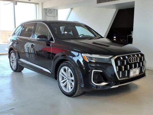 Used 2025 Audi Q7 Premium Plus w/ Premium Plus Package image 3