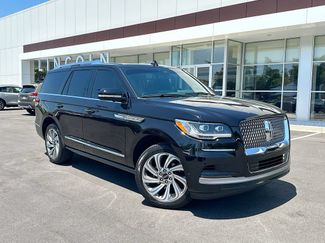 Certified 2024 Lincoln Navigator Premiere AWD/4WD video 2