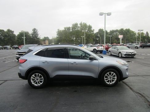 Used 2022 Ford Escape SE w/ Convenience Package image 6