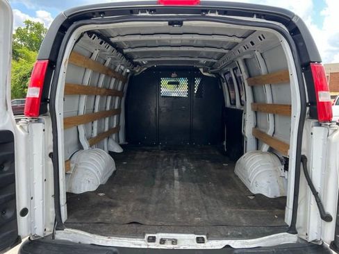 Used 2021 GMC Savana 2500 w/ Driver Convenience Package RWD image 27