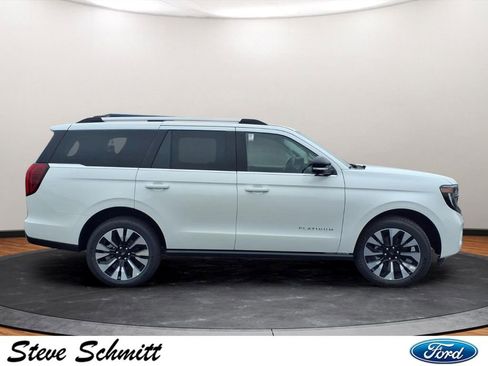 New 2026 Ford Expedition Platinum w/ Driver's Package AWD/4WD image 30