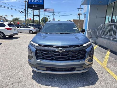 New 2026 Chevrolet Equinox LT w/ Midnight Edition FWD image 2