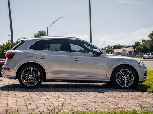 Used 2019 Audi SQ5 Prestige w/ Prestige Package AWD/4WD image 6