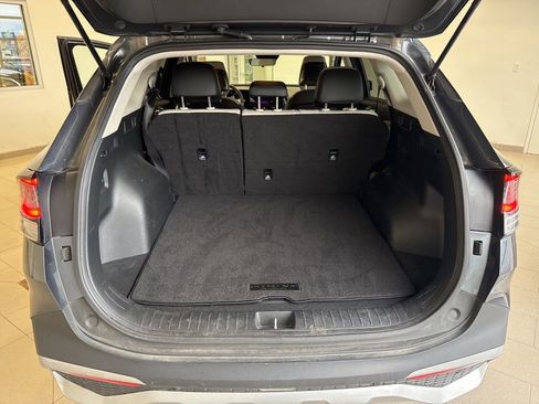 Used 2023 Kia Sportage EX image 17