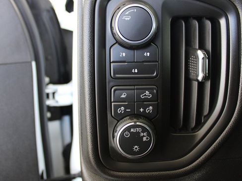 Used 2025 Chevrolet Silverado 2500 W/T w/ WT Convenience Package AWD/4WD image 32