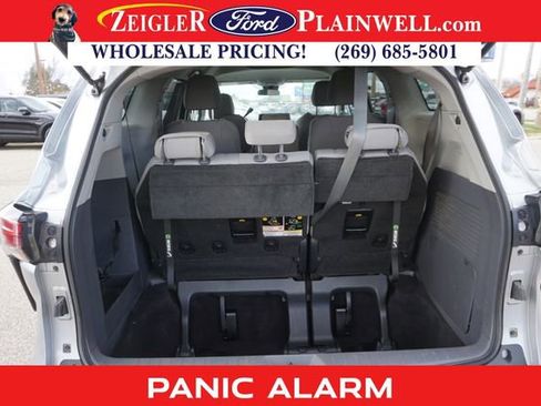 Used 2021 Toyota Sienna LE image 10