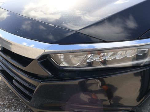 Used 2018 Honda Accord EX-L image 3