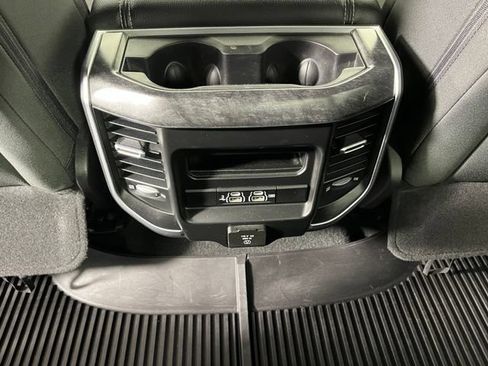 Used 2019 RAM 1500 Big Horn AWD/4WD image 35