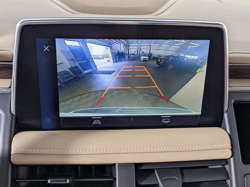 Used 2024 Chevrolet Tahoe Premier RWD image 25