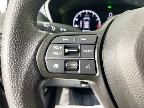 Used 2025 Honda HR-V LX image 14