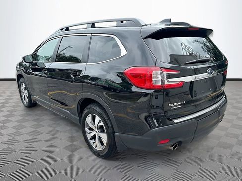 Used 2024 Subaru Ascent Premium w/ Convenience Package image 6