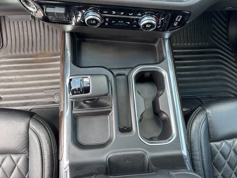 Used 2023 GMC Sierra 1500 Elevation w/ Preferred Package image 26