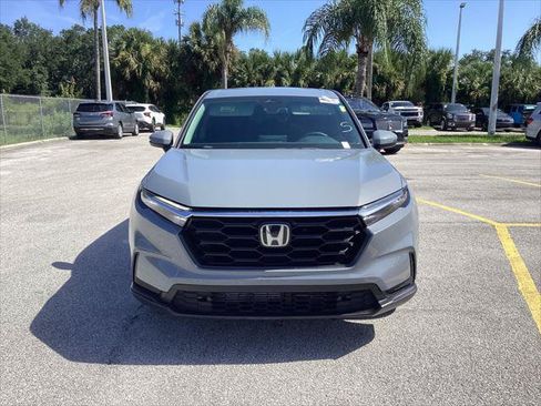 Used 2024 Honda CR-V LX image 2
