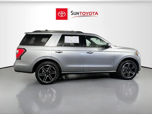 Used 2020 Ford Expedition Limited w/ Texas Edition Package AWD/4WD image 2