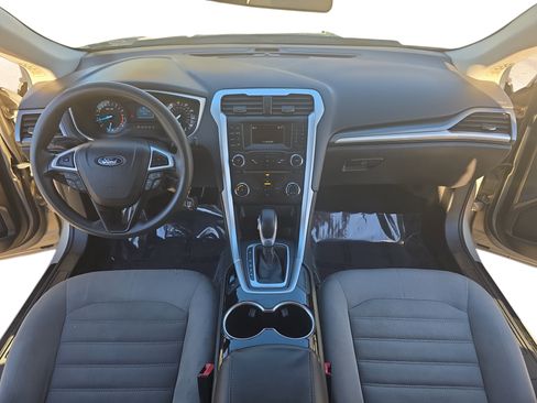 Used 2015 Ford Fusion S image 9