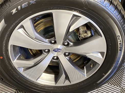 Used 2023 Subaru Ascent Premium w/ Convenience Package image 27