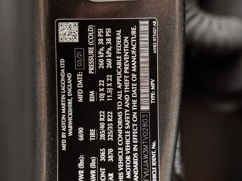 Used 2021 Aston Martin DBX image 54