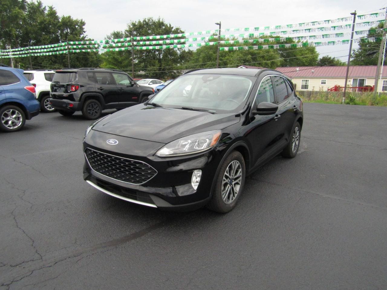 Used 2021 Ford Escape SEL FWD image 3