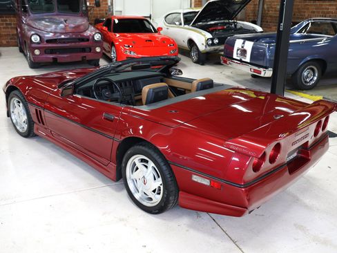 Used 1989 Chevrolet Corvette Convertible image 31