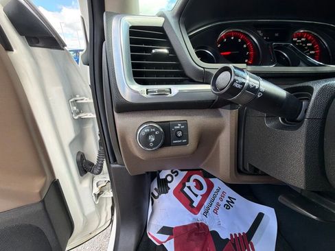 Used 2015 GMC Acadia SLT FWD image 21