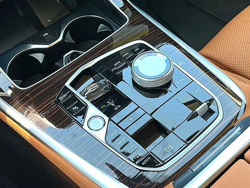 New 2027 BMW X7 xDrive40i AWD/4WD image 27