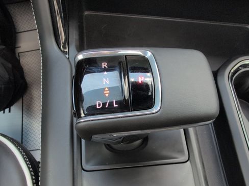 Used 2025 GMC Sierra 1500 AT4X AWD/4WD image 33
