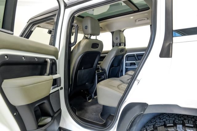 Used 2021 Land Rover Defender 110 SE AWD/4WD image 56
