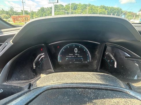 Used 2017 Honda Civic EX image 2