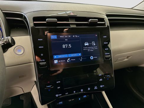 Used 2024 Hyundai Tucson SEL image 25