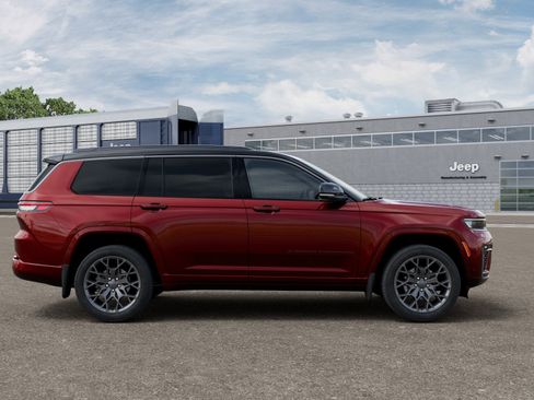 New 2026 Jeep Grand Cherokee L Summit AWD/4WD image 12