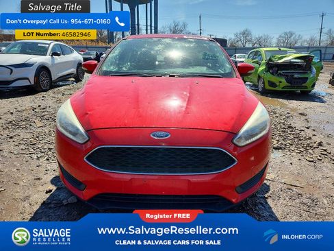 Used 2016 Ford Focus SE w/ SE Cold Weather Package FWD image 7