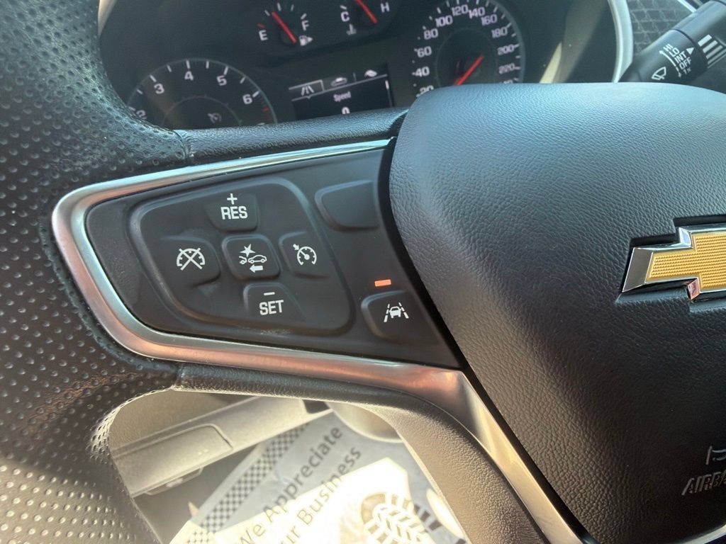 Used 2023 Chevrolet Malibu LT FWD image 16