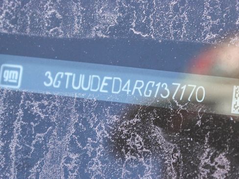 Used 2024 GMC Sierra 1500 SLT image 3