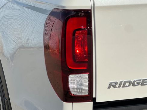 Used 2017 Honda Ridgeline RTL-T image 22