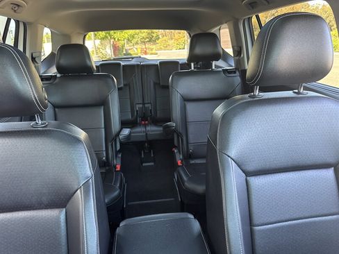 Used 2021 Volkswagen Atlas SEL image 19