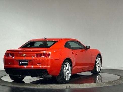 Used 2010 Chevrolet Camaro SS w/ Interior Accent Trim Package RWD image 10