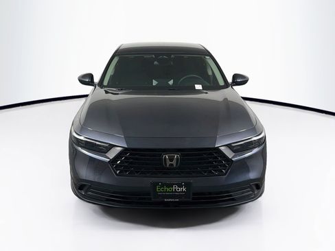 Used 2025 Honda Accord LX image 2