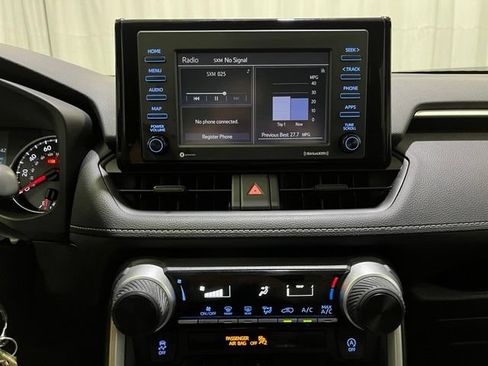Certified 2021 Toyota RAV4 LE AWD/4WD image 16