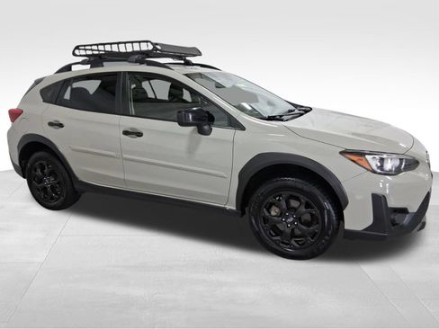 Used 2023 Subaru Crosstrek 2.0i Premium w/ Special Edition AWD/4WD image 3