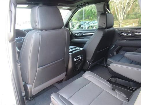 Used 2024 GMC Yukon Denali AWD/4WD image 37