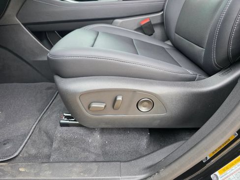 New 2026 Chevrolet Traverse LT w/ Midnight/Sport Edition AWD/4WD image 17