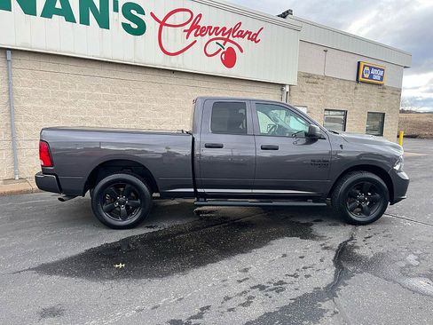Used 2022 RAM 1500 Express w/ Wheel & Sound Group image 9