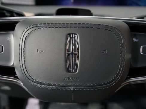 New 2026 Lincoln Navigator Black Label AWD/4WD image 35